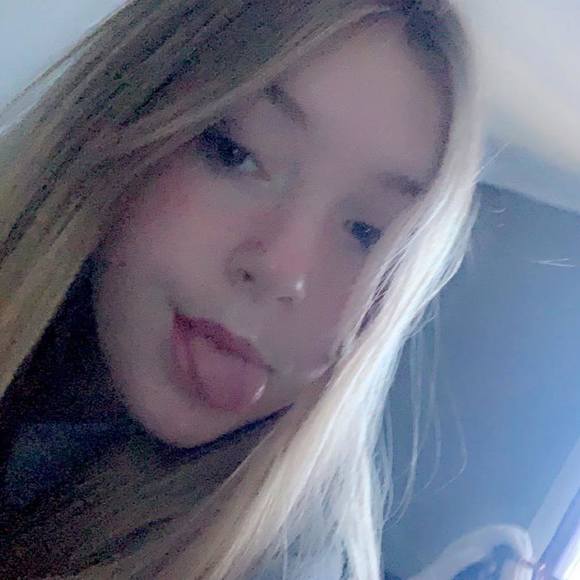 Meet your Posher, Alanah - Picture 1 of 1